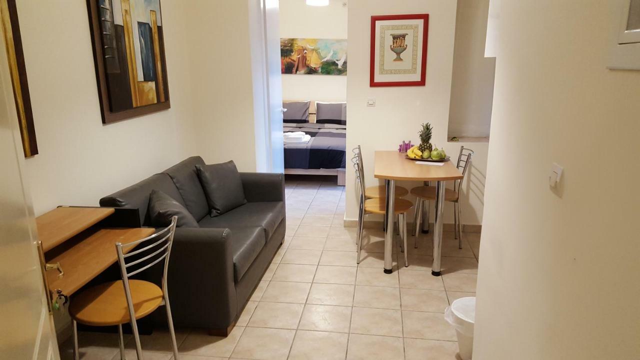 Patras Port Apartment Exterior photo